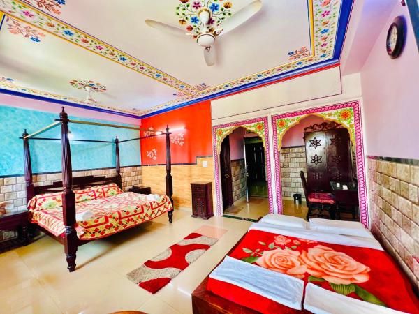 Hotel Moon Light Palace : photo 8 de la chambre suite familiale avec balcon