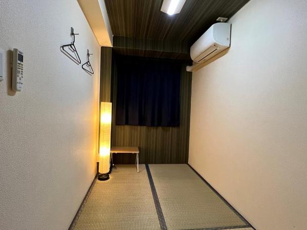 Hotel Sunplaza : photo 3 de la chambre chambre lits jumeaux Économique de style japonais avec salle de bains commune - fumeurs