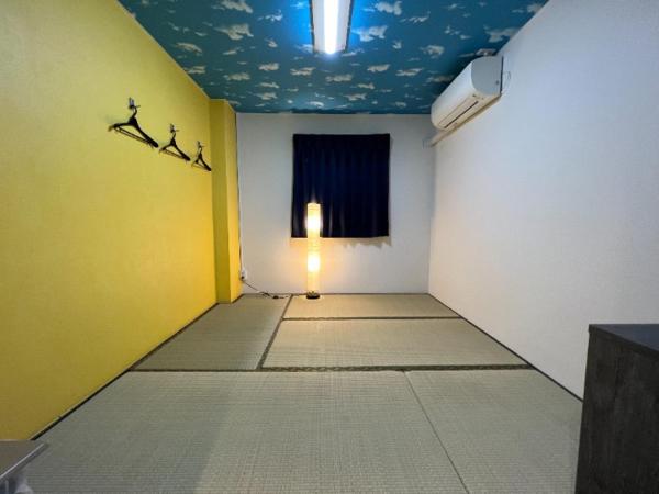 Hotel Sunplaza : photo 1 de la chambre chambre triple de style japonais avec salle de bains commune - non-fumeurs