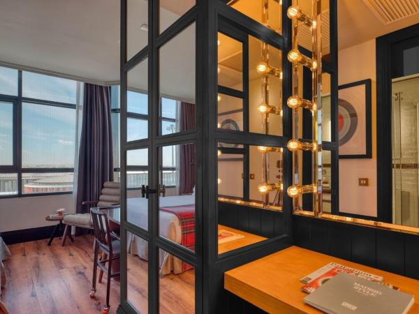 Only YOU Hotel Atocha : photo 3 de la chambre chambre double ou lits jumeaux supérieure