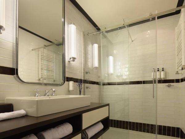 Only YOU Hotel Atocha : photo 5 de la chambre chambre double ou lits jumeaux supérieure