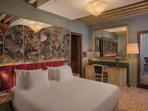 NH Collection Grand Hotel Palazzo Dei Dogi : photo 2 de la chambre chambre double ou lits jumeaux supérieure