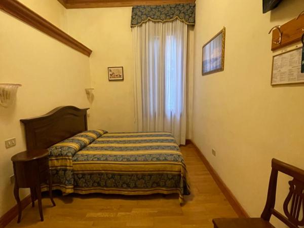 Hotel Alla Fava : photo 1 de la chambre chambre double standard
