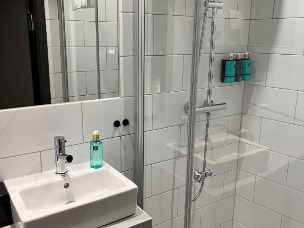 Karl Johan Hotel : photo 4 de la chambre chambre double standard - cour calme