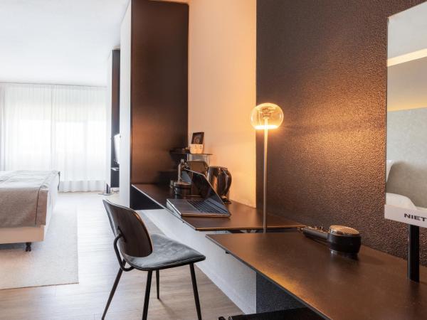 Select Hotel Maastricht : photo 2 de la chambre chambre double supérieure