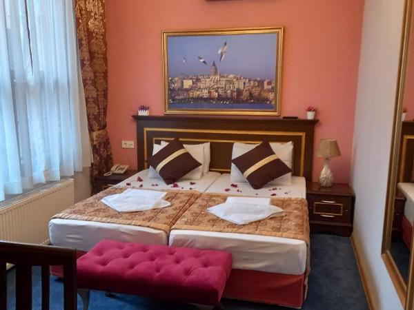 Emirhan Hotel, Sultanahmet : photo 3 de la chambre chambre lits jumeaux avec salle de bains privative