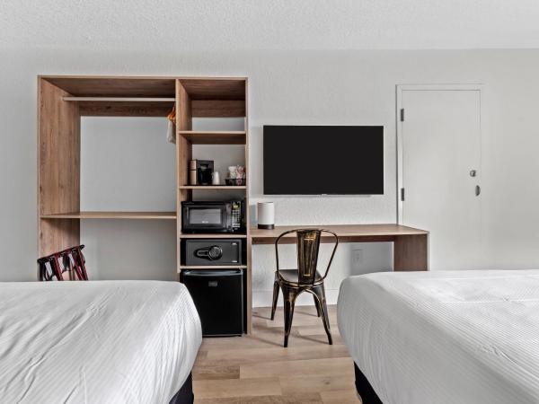 Developer Inn & Suites Airport JAX, a Baymont by Wyndham : photo 3 de la chambre chambre avec 2 grands lits queen-size