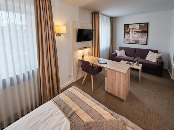 Hotel zum Adler - Superior : photo 1 de la chambre chambre triple