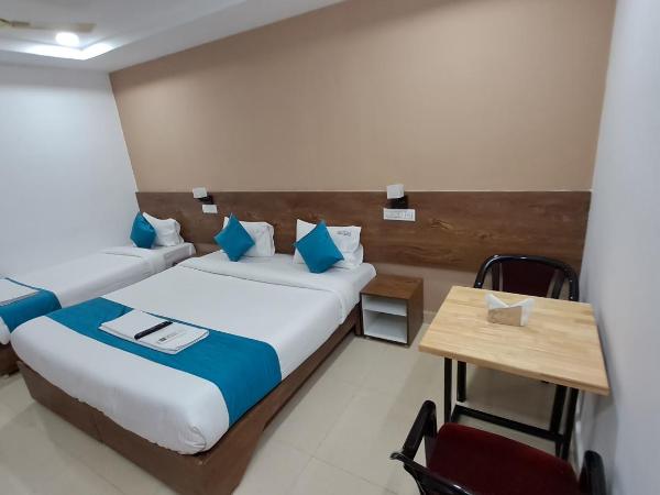 The Balcony Hotel : photo 9 de la chambre chambre triple avec balcon