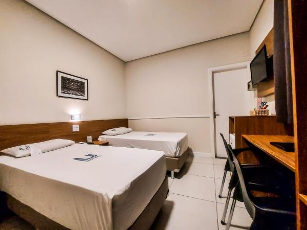 Hotel Itamarati Centro-República : photo 2 de la chambre chambre lits jumeaux