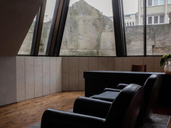 Hotel Monopol : photo 4 de la chambre suite deluxe (2 adultes)