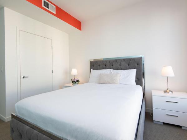 Modern Apartment Rentals : photo 1 de la chambre appartement 2 chambres - vue sur ville