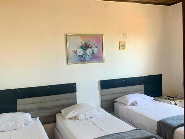 Hotel Diamante Negro : photo 6 de la chambre chambre triple confort avec douche