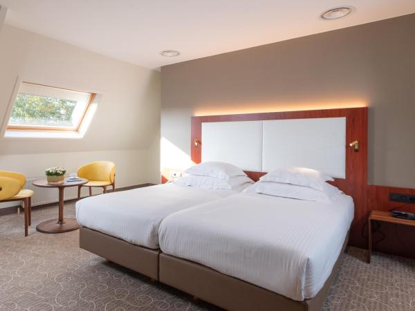 Rosenburg Hotel Brugge : photo 5 de la chambre chambre double ou lits jumeaux supérieure avec vue sur le canal