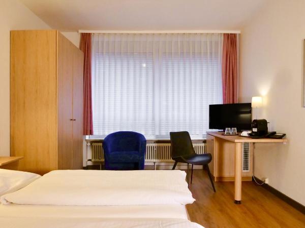 Hotel Pegasus : photo 4 de la chambre chambre double