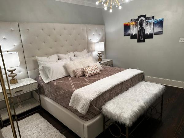 Best Location, Walk Anywhere : photo 2 de la chambre appartement 2 chambres