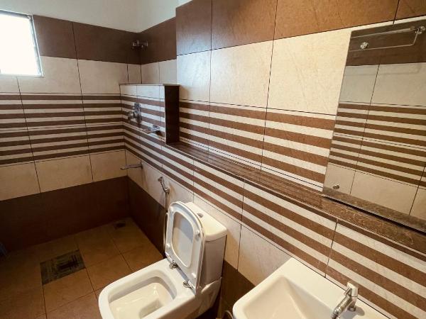 OMAR RESIDENCY : photo 6 de la chambre studio familial