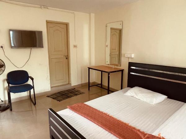 OMAR RESIDENCY : photo 3 de la chambre chambre quadruple Économique