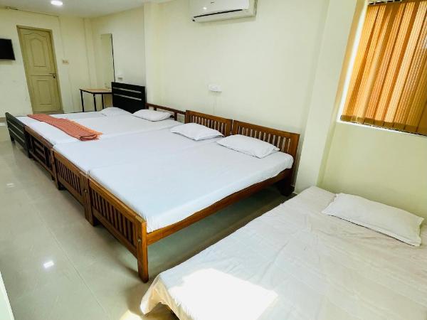 OMAR RESIDENCY : photo 7 de la chambre chambre quadruple Économique