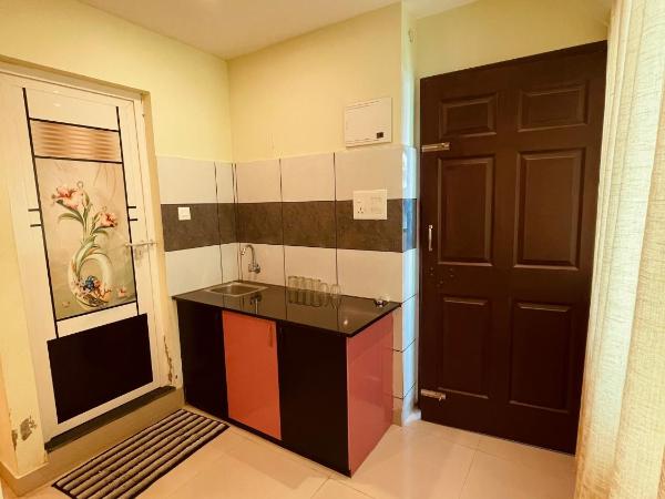 OMAR RESIDENCY : photo 2 de la chambre chambre double deluxe