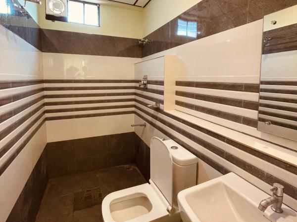 OMAR RESIDENCY : photo 3 de la chambre chambre double deluxe