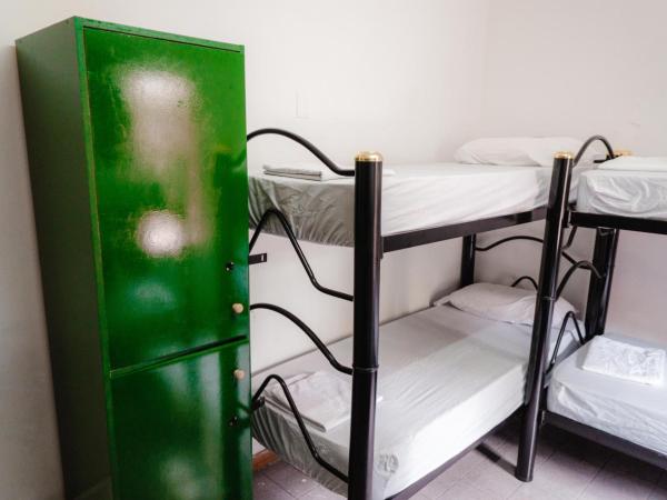 Clover Hostel : photo 5 de la chambre lit dans dortoir pour femmes de 6 lits