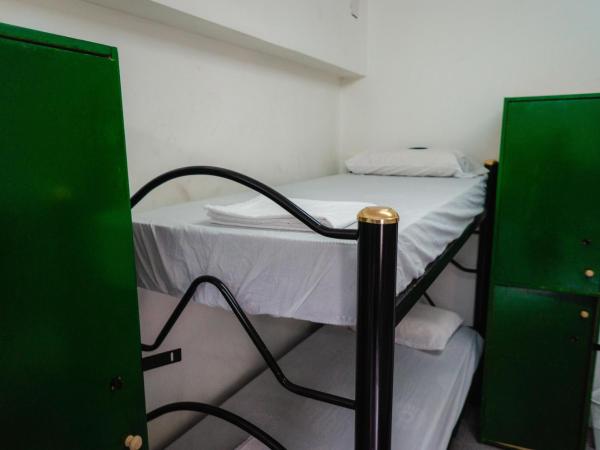 Clover Hostel : photo 5 de la chambre lit dans dortoir mixte de 8 lits