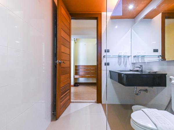 Golden Sea Hua Hin - SHA Extra Plus : photo 1 de la chambre chambre double ou lits jumeaux avec accès piscine 