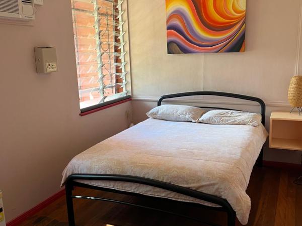 Dreamtime Hostel : photo 3 de la chambre chambre double standard avec salle de bains commune