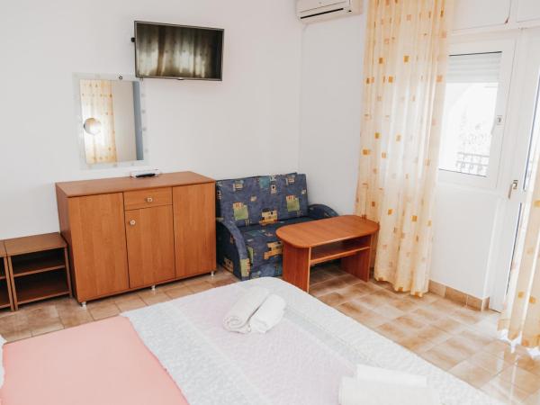 Villa Aequum : photo 2 de la chambre chambre double avec balcon - vue sur mer