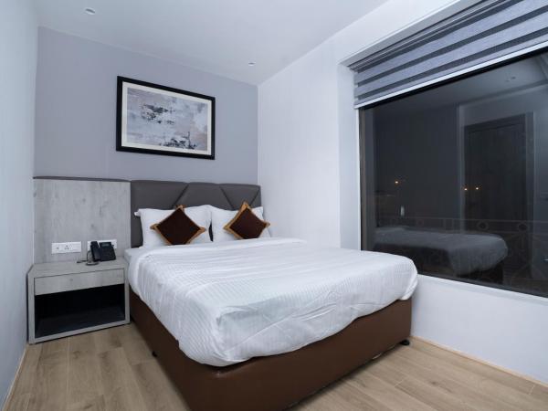 Poiisse : photo 9 de la chambre chambre double ou lits jumeaux - vue sur ville