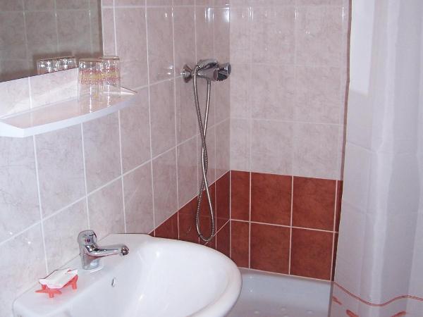 Penzion Haus Regrus : photo 6 de la chambre chambre double