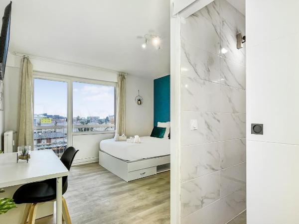 HOMEY LA COLOC MUGI - Colocation haut de gamme - Chambres privées - Balcon - Wifi et Netflix - Proche transports commun : photo 3 de la chambre chambre double avec salle de bains privative