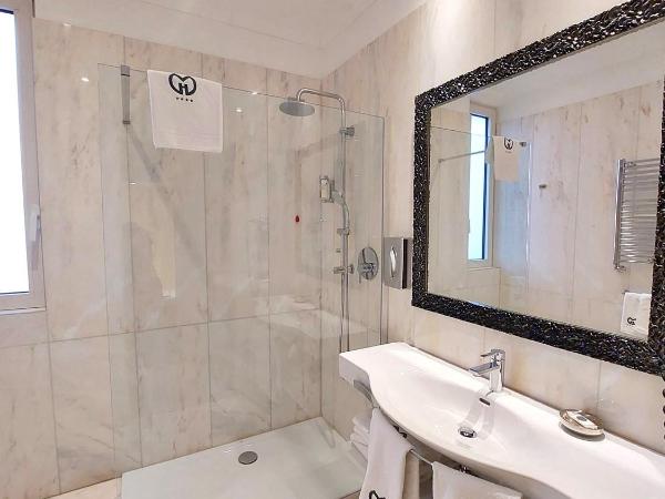 Hotel San Pietro : photo 10 de la chambre chambre triple deluxe