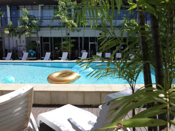 The Cavenagh : photo 8 de la chambre chambre double - vue sur piscine