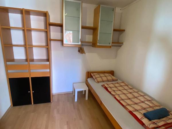 Hermina apartmanház : photo 7 de la chambre chambre double ou lits jumeaux avec salle de bains