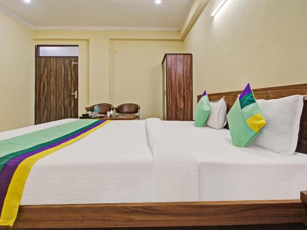 Treebo Rama Hindustani : photo 4 de la chambre chambre double deluxe