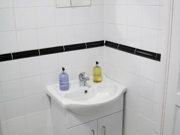 AJB INTERNATIONAL LTD : photo 5 de la chambre chambre double