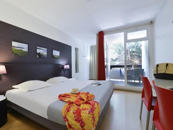 Belambra Clubs La Grande Motte - Petite Camargue Presqu'île Du Ponant : photo 1 de la chambre chambre double avec balcon