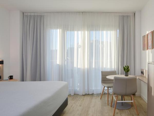 INNSiDE by Meliá Barcelona Apolo : photo 1 de la chambre chambre the studio spacieuse