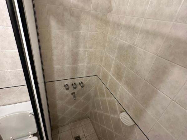 Apart Hotel Bari : photo 4 de la chambre chambre quadruple avec salle de bains privative