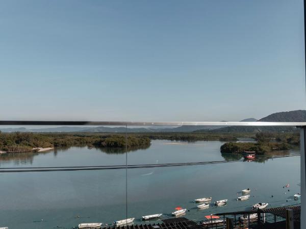 Suítes Luxo Marambaia- Epic House : photo 10 de la chambre suite deluxe - vue sur mer