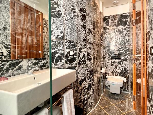 Boutique Hotel Gauthier Restaurant Terrasse : photo 8 de la chambre chambre lits jumeaux supérieure