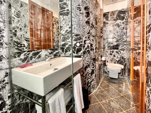 Boutique Hotel Gauthier Restaurant Terrasse : photo 9 de la chambre chambre lits jumeaux supérieure