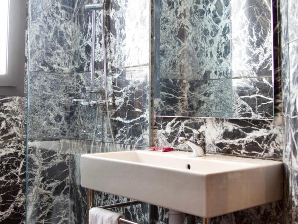 Boutique Hotel Gauthier Restaurant Terrasse : photo 10 de la chambre chambre lits jumeaux supérieure