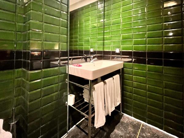 Boutique Hotel Gauthier Restaurant Terrasse : photo 8 de la chambre chambre triple deluxe