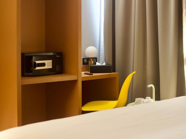 Boutique Hotel Gauthier Restaurant Terrasse : photo 7 de la chambre chambre lits jumeaux standard