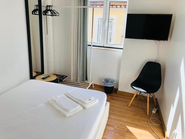 World Travelers : photo 3 de la chambre petite chambre double avec salle de bains commune