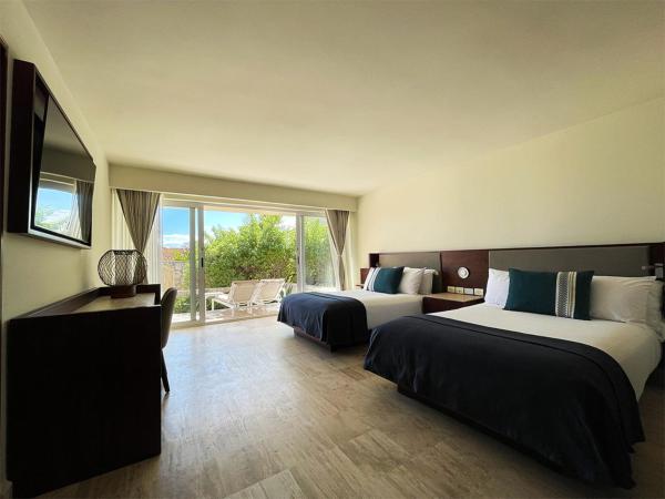 The Villas Cancun by Grand Park Royal - All Inclusive : photo 2 de la chambre villa suite junior avec petite piscine