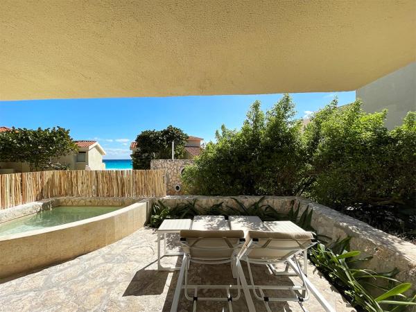 The Villas Cancun by Grand Park Royal - All Inclusive : photo 3 de la chambre villa suite junior avec petite piscine